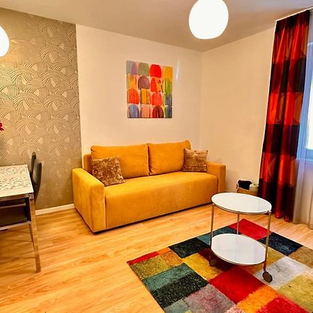 The Prince'S Neighbour Apartment Budapest With Free Garage エクステリア 写真